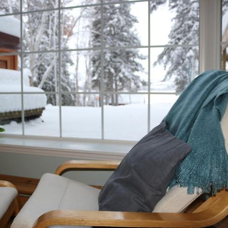 Great Slave Lakeside Bed & Breakfast Yellowknife Extérieur photo
