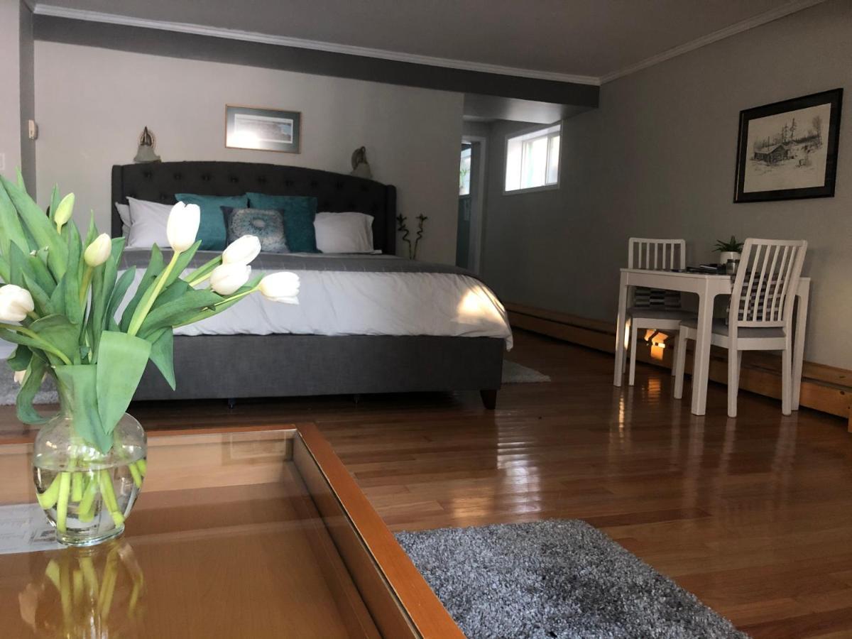 Great Slave Lakeside Bed & Breakfast Yellowknife Extérieur photo
