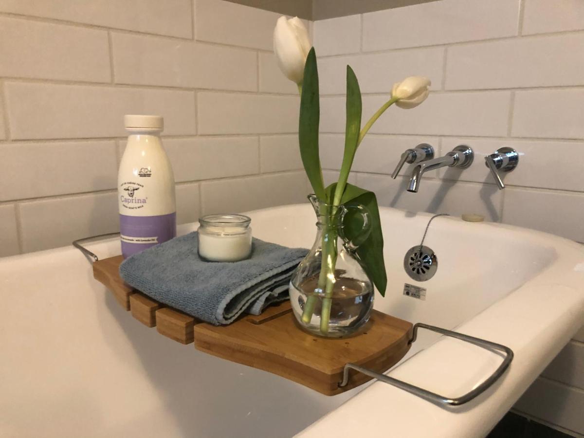 Great Slave Lakeside Bed & Breakfast Yellowknife Extérieur photo