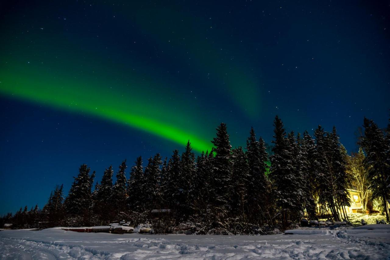 Great Slave Lakeside Bed & Breakfast Yellowknife Extérieur photo